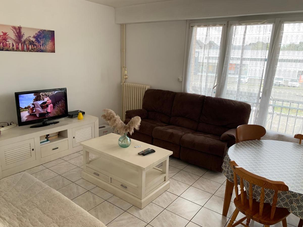 Appartement 2 chambres accès direct circuit et gare en tram en moins de 10mn Le Mans Extérieur photo
