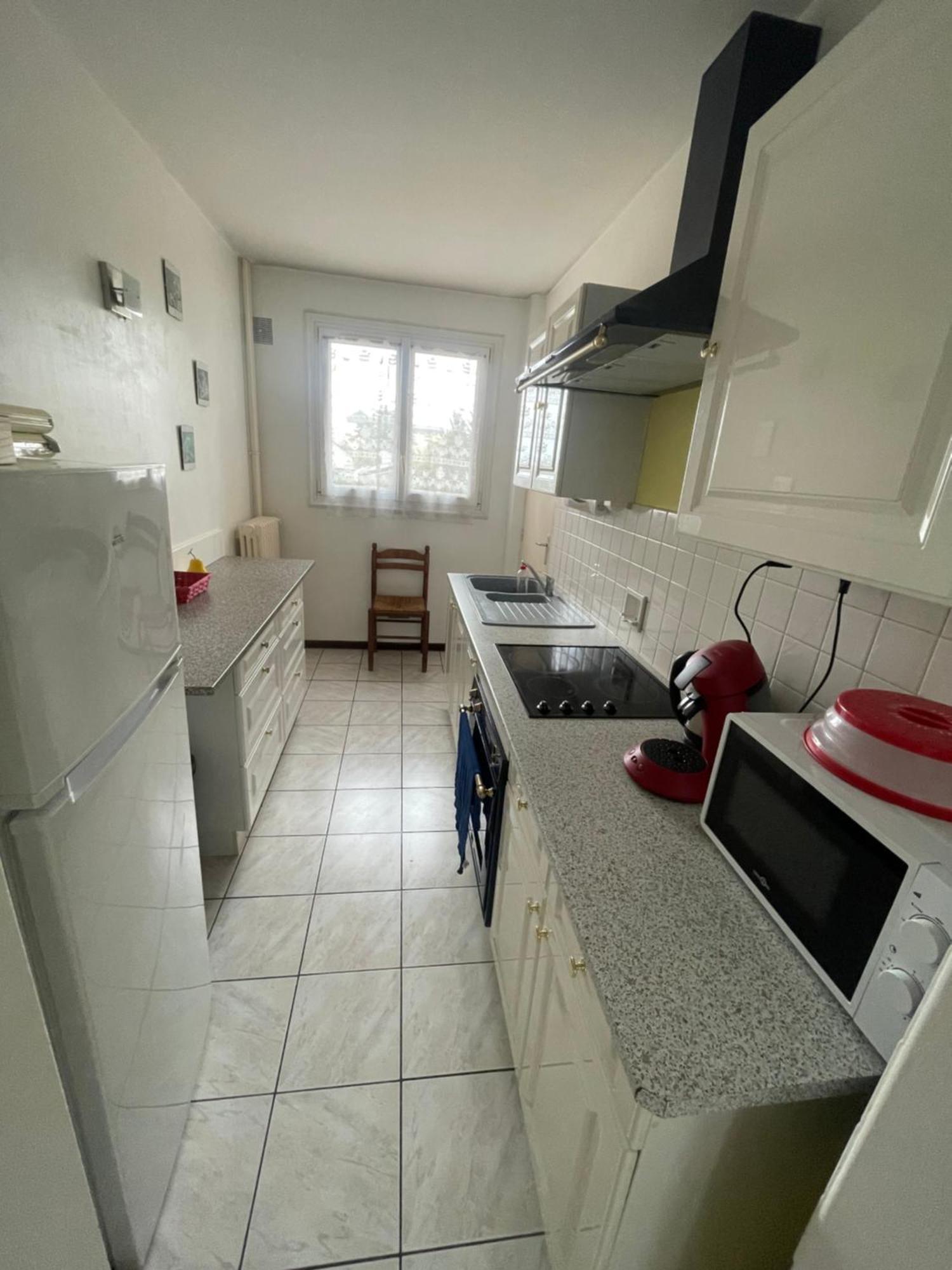 Appartement 2 chambres accès direct circuit et gare en tram en moins de 10mn Le Mans Extérieur photo